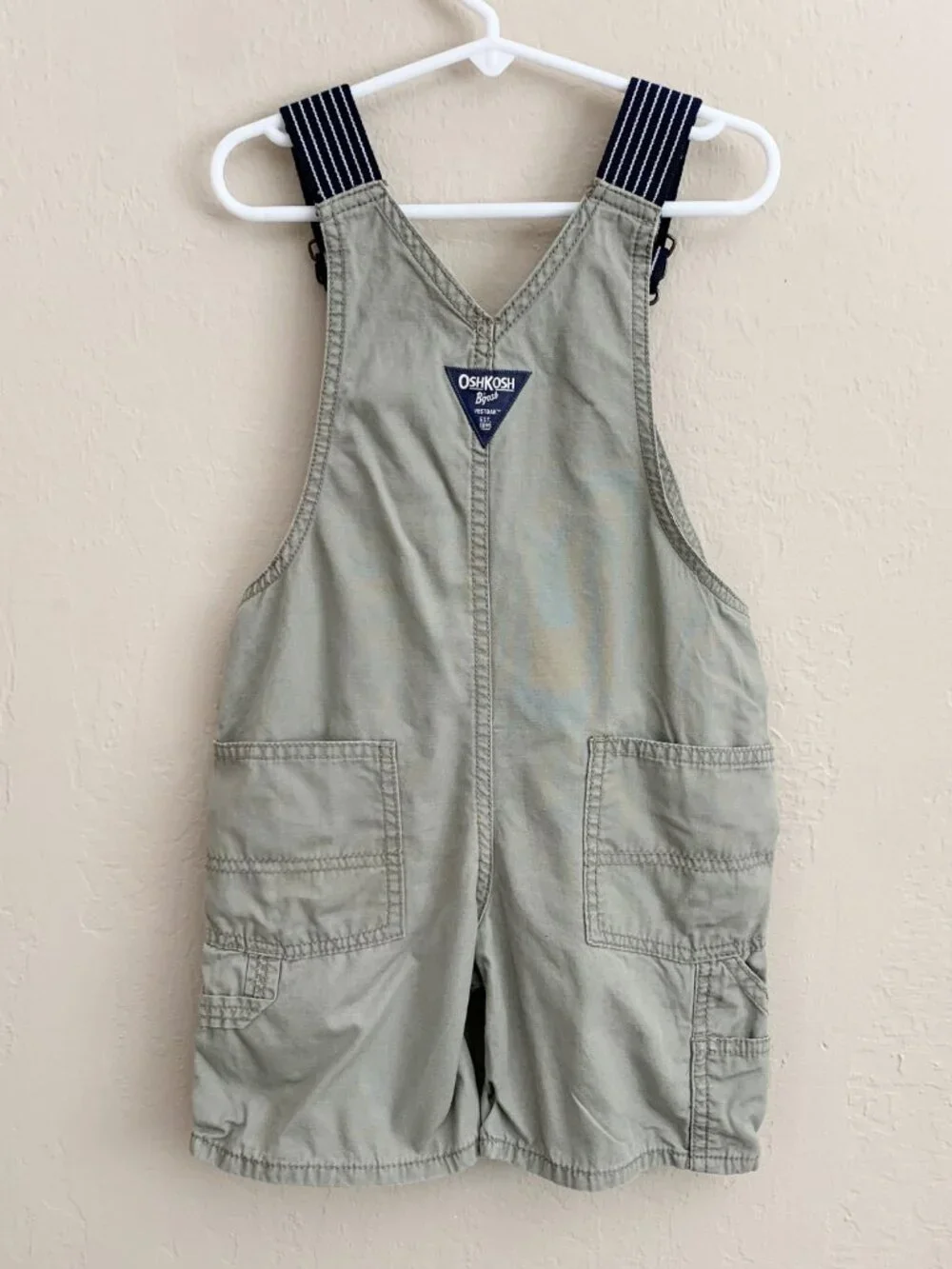 OshKosh Shortalls / Overalls • 4T